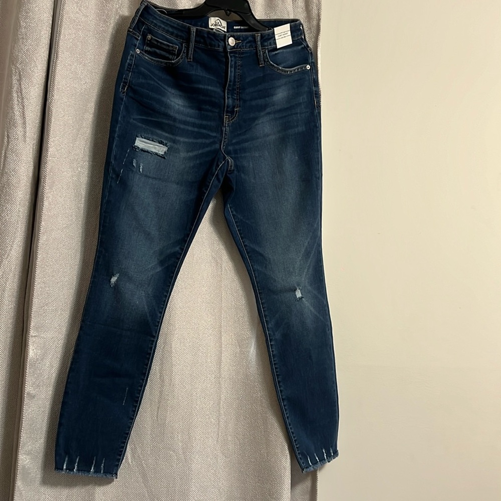 Brand-new stretch jeans